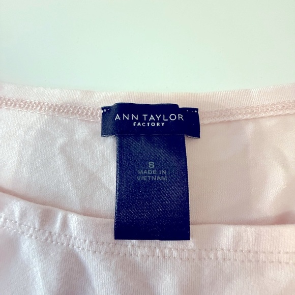 Ann Taylor Women’s Peach Top size Small - Picture 5 of 5